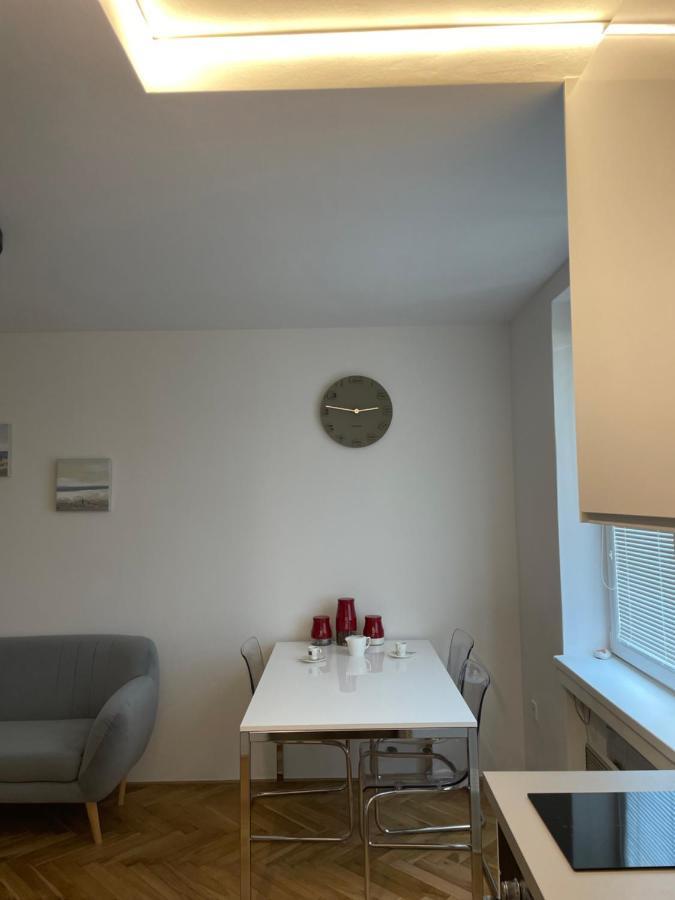 Apartman V Kratke Kamenicky Senov Exterior foto